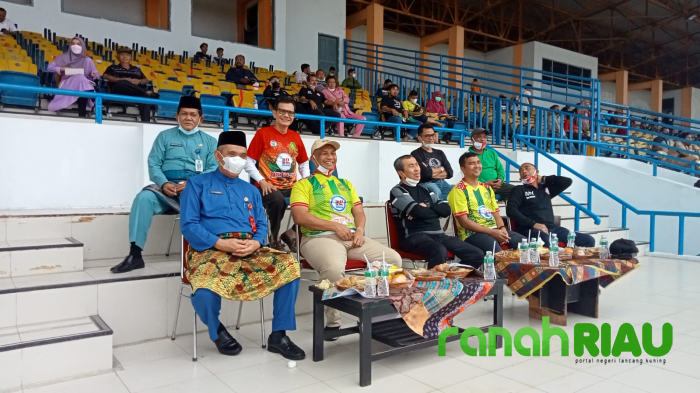 Final Piala Gubernur Riau daihatsu Teacher super League, Kubu Kampar saling beradu keras